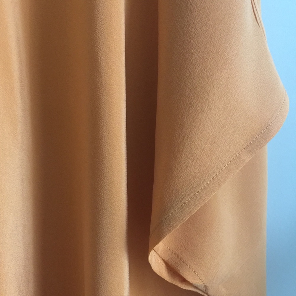 💌💌💌SOLD**** $188 NWOT JOIE 💯 Silk Hiori Blouse - Picture 5 of 7